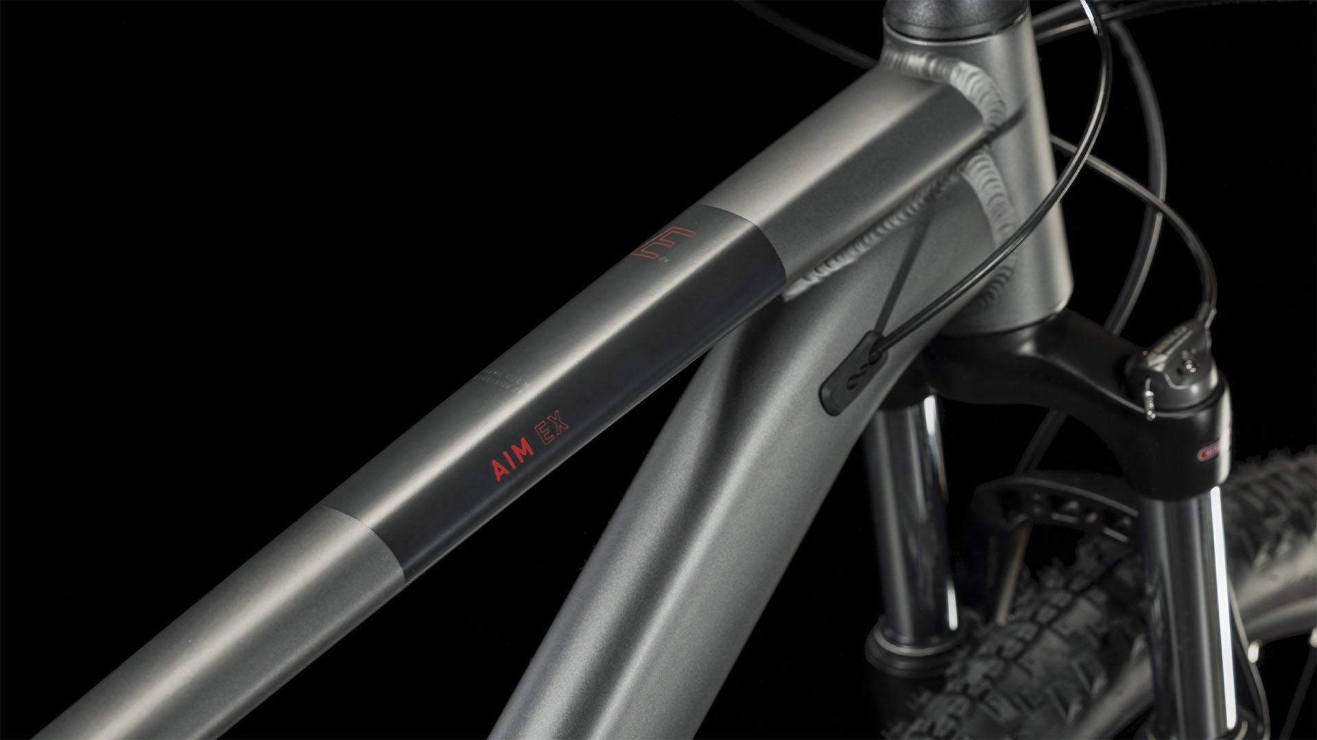 Bicicleta de montaña CUBE Aim Ex / Grey'n'Red / Transmisión 2x10 velocidades